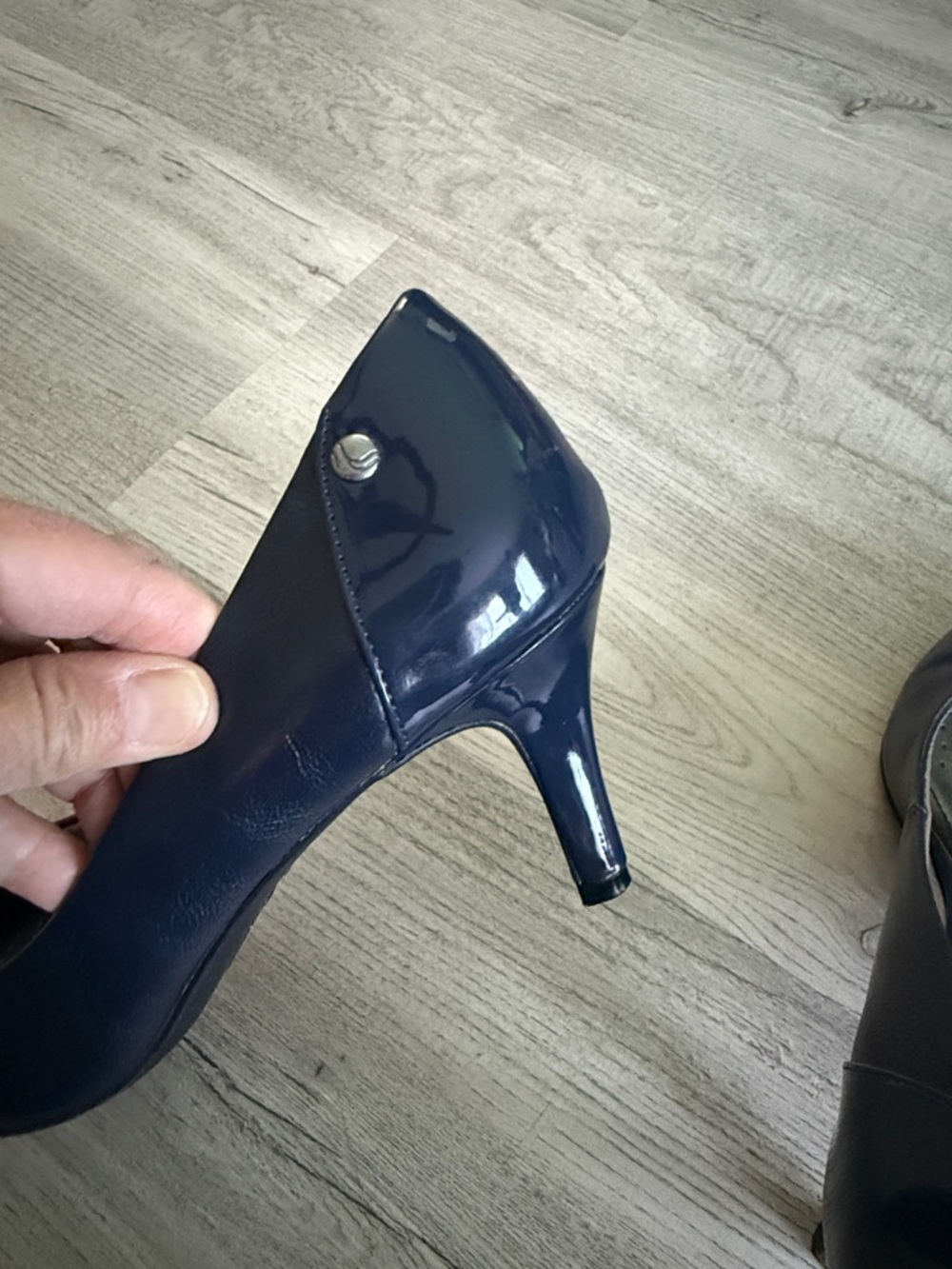 Life Stride Navy Faux Leather Mid Heel Pumps Size 9 - Picture 7 of 12